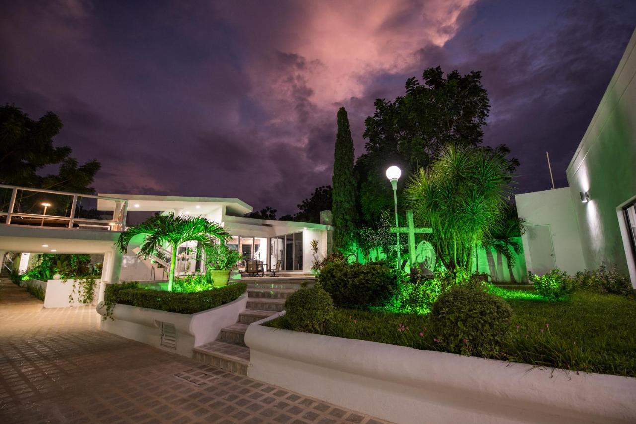 Saastah Hotel Boutique Valladolid  Exterior foto